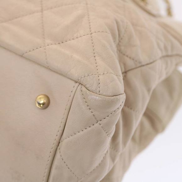 CHANEL Handbag - Picture 15 of 16